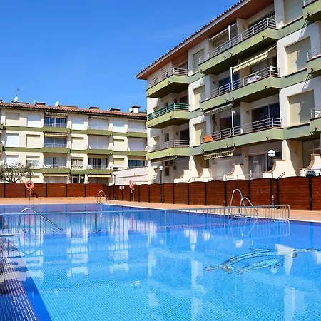 Omega Apartment *